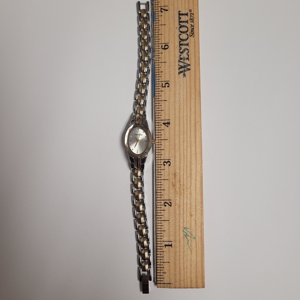 Vintage Armitron two toned watch - Picture 5 of 5